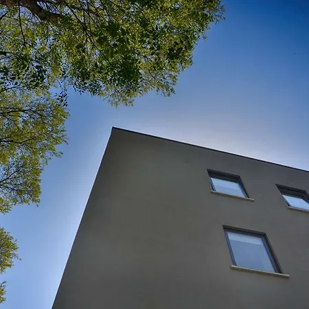 Tortona86 شقة